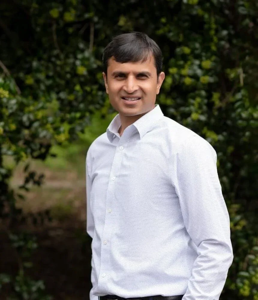 Dr. Bhavik Shah, DMD, endodontist
